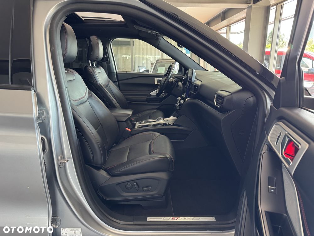 Ford Explorer - 40