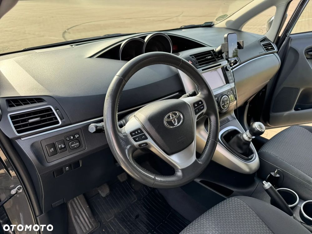 Toyota Verso 2.0 D-4D Premium 7os - 10