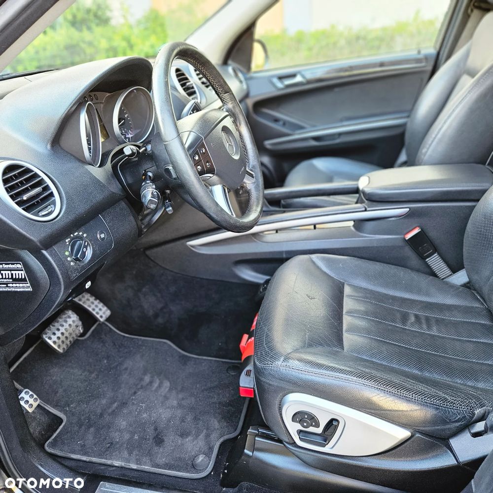 Mercedes-Benz ML - 17