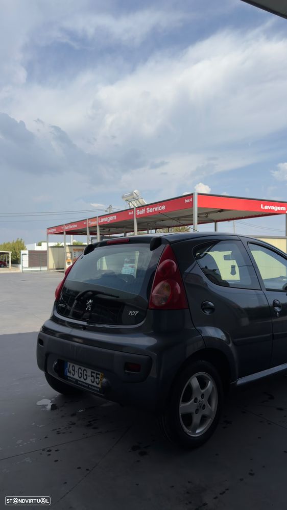 Peugeot 107 1.0 Trendy - 5