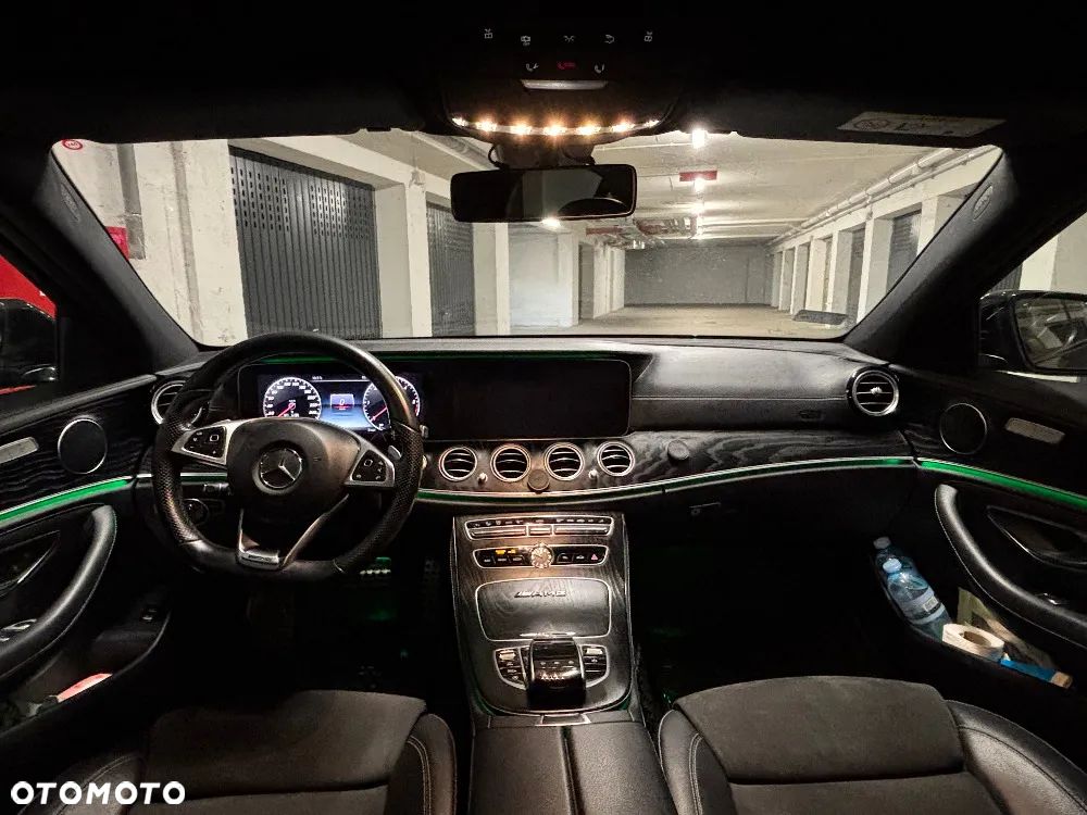 Mercedes-Benz Klasa E 220 d 4-Matic 9G-TRONIC - 5