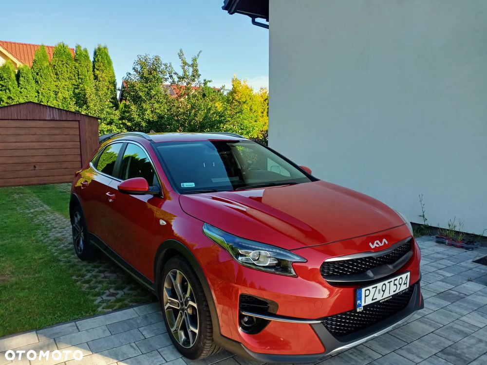 Kia XCeed 1.5 T-GDI M - 4