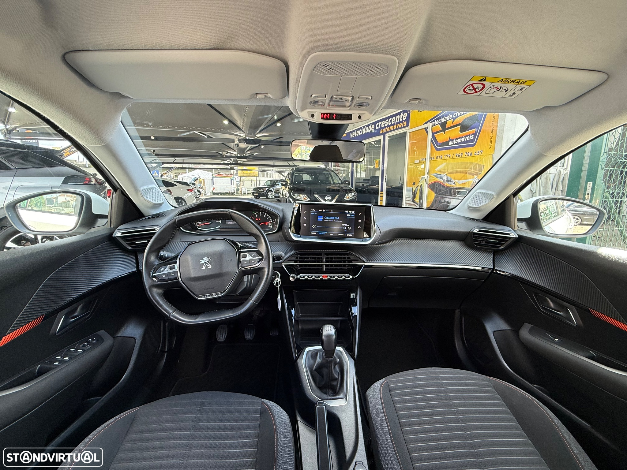 Peugeot 208 1.2 PureTech Active - 28