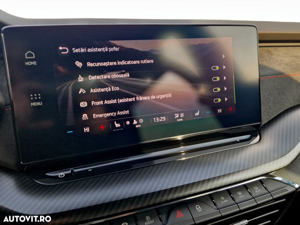 Skoda Octavia 2.0 TDI DSG RS - 24