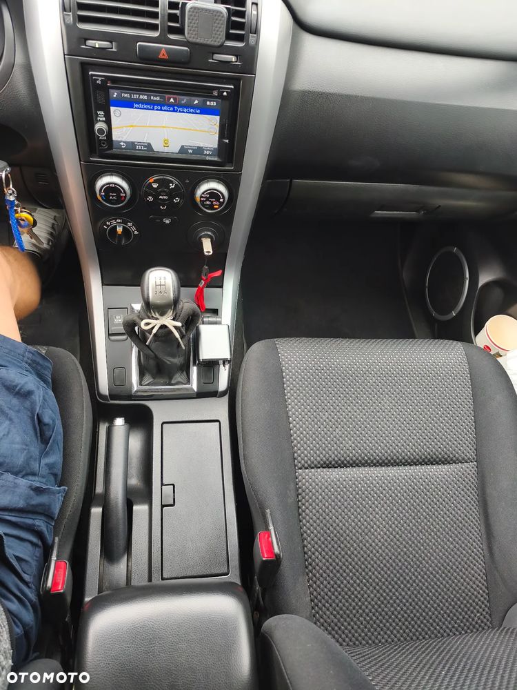Suzuki Grand Vitara 1.9 DDiS Comfort - 9