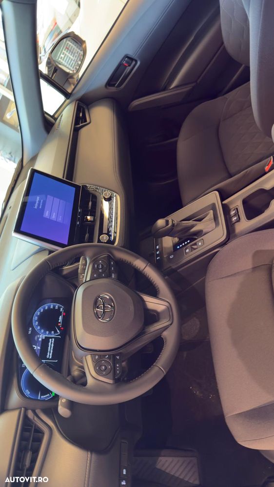 Toyota Corolla Cross 1.8 VVT-i Comfort - 25