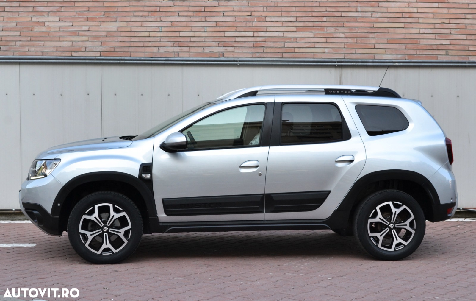 Dacia Duster TCe 130 GPF Prestige jante 17" - 13