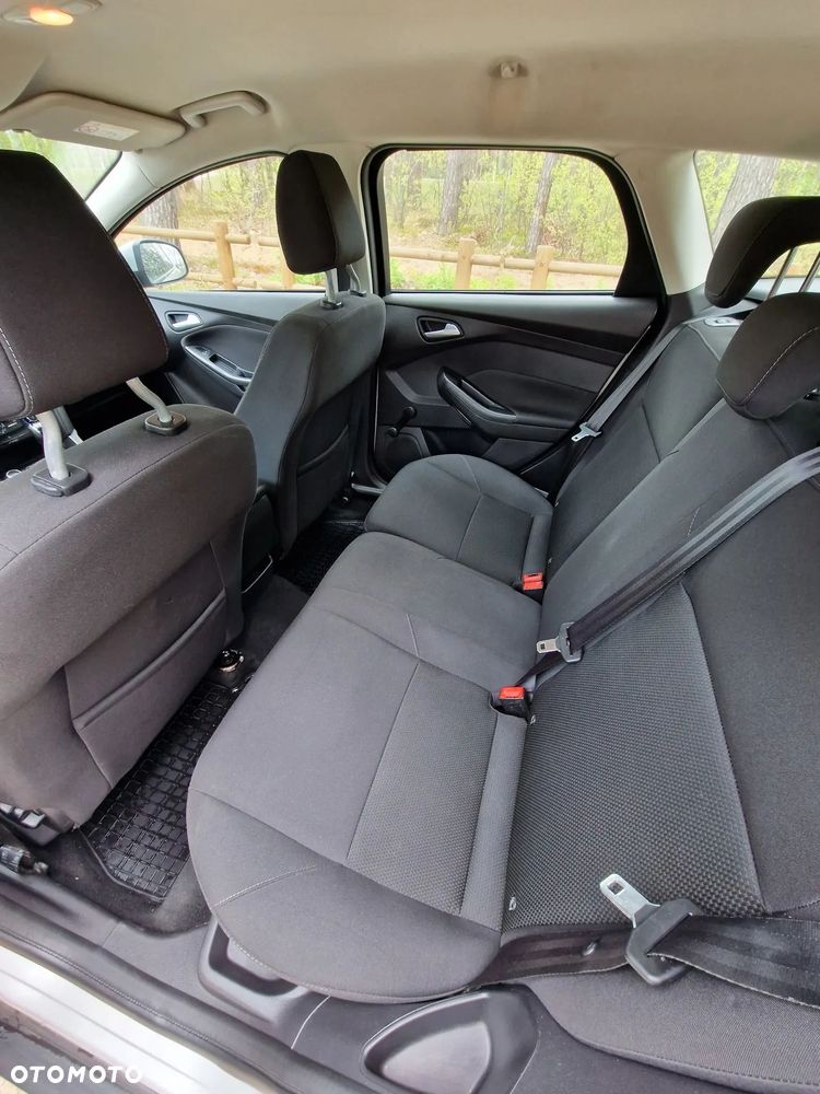 Ford Focus - 8