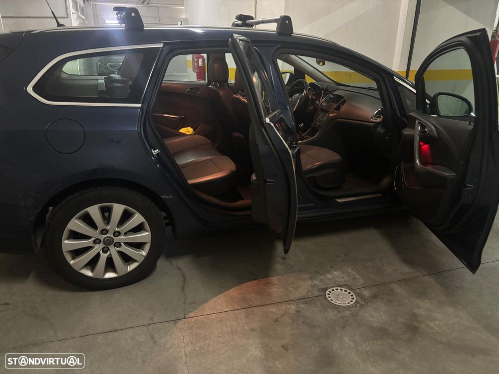 Opel Astra Sports Tourer 1.7 CDTi Cosmo - 3