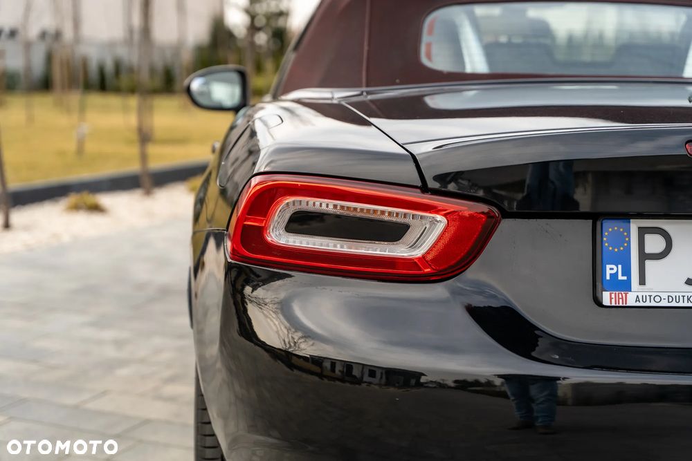 Fiat 124 Spider - 11