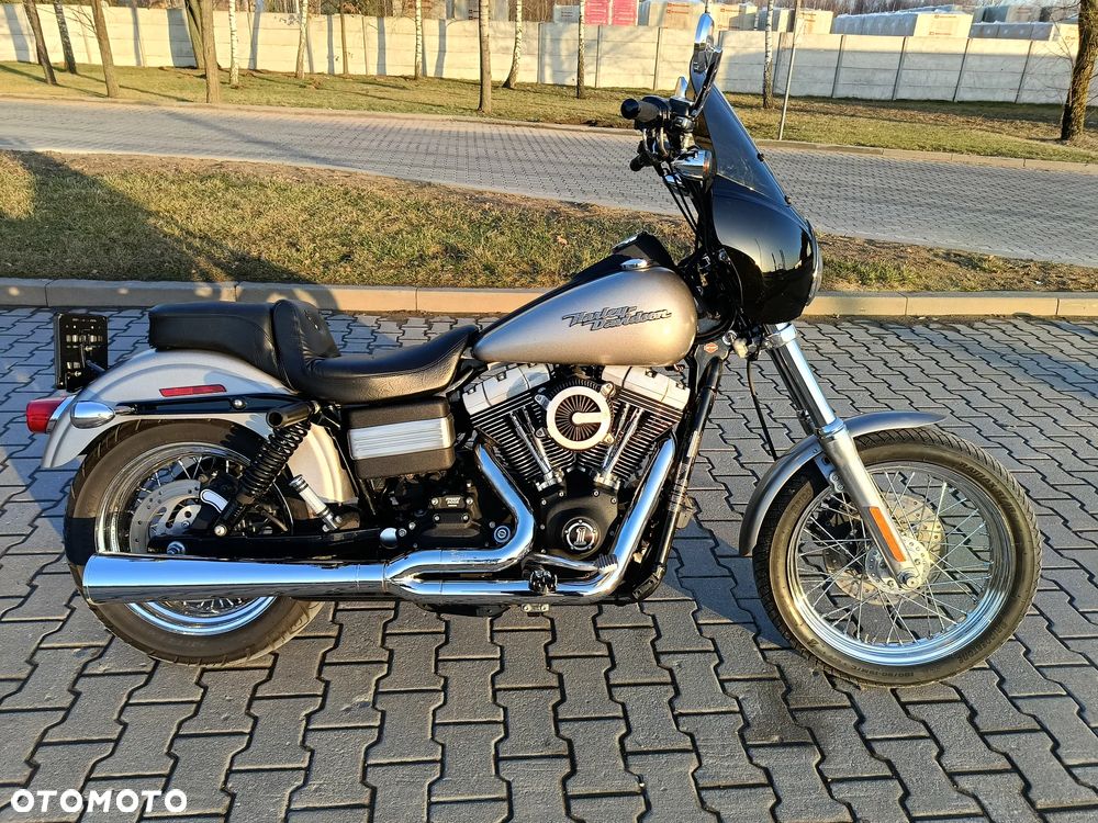 Harley-Davidson Dyna Street Bob - 9