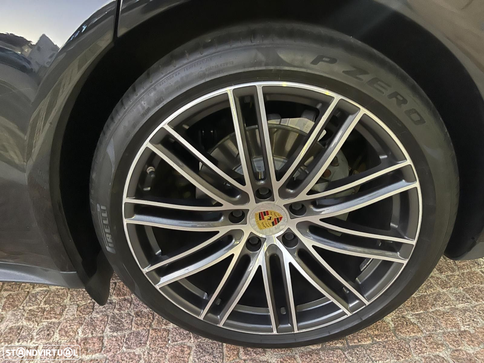 Porsche Panamera 4 S - 14