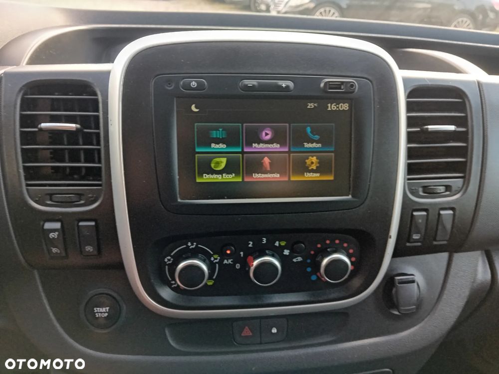 Renault Trafic - 23