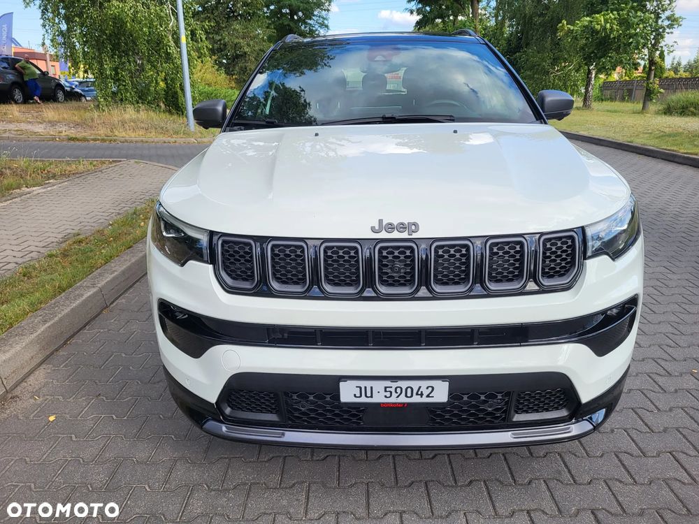Jeep Compass - 8