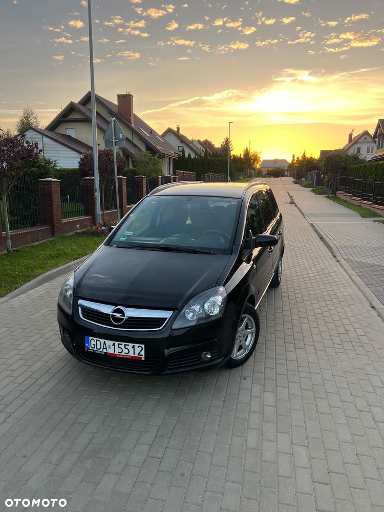 Opel Zafira - 22
