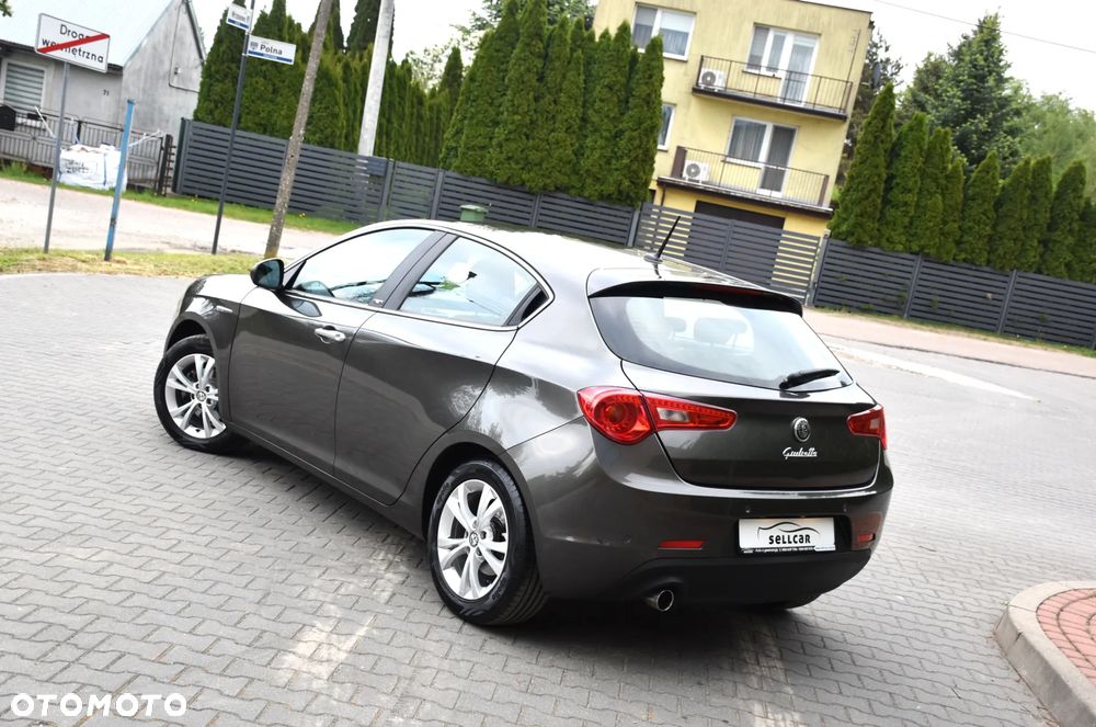 Alfa Romeo Giulietta 1.6 JTDM Distinctive - 3