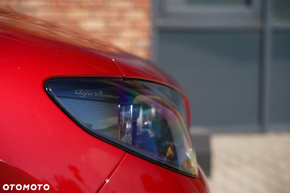 Alfa Romeo Stelvio 2.0 Turbo Veloce Q4 - 24