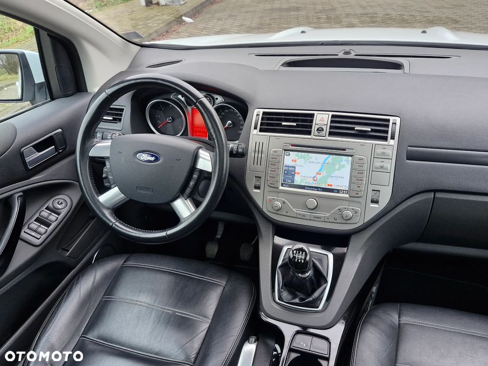 Ford Kuga 2.0 TDCi 4x4 Titanium - 22