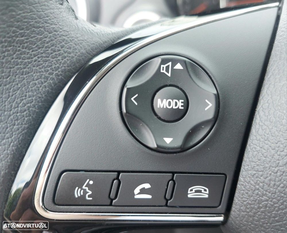 Mitsubishi Space Star 1.2 Intense - 32