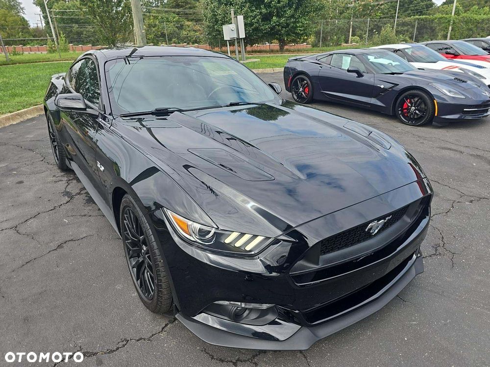 Ford Mustang 5.0 V8 GT - 3