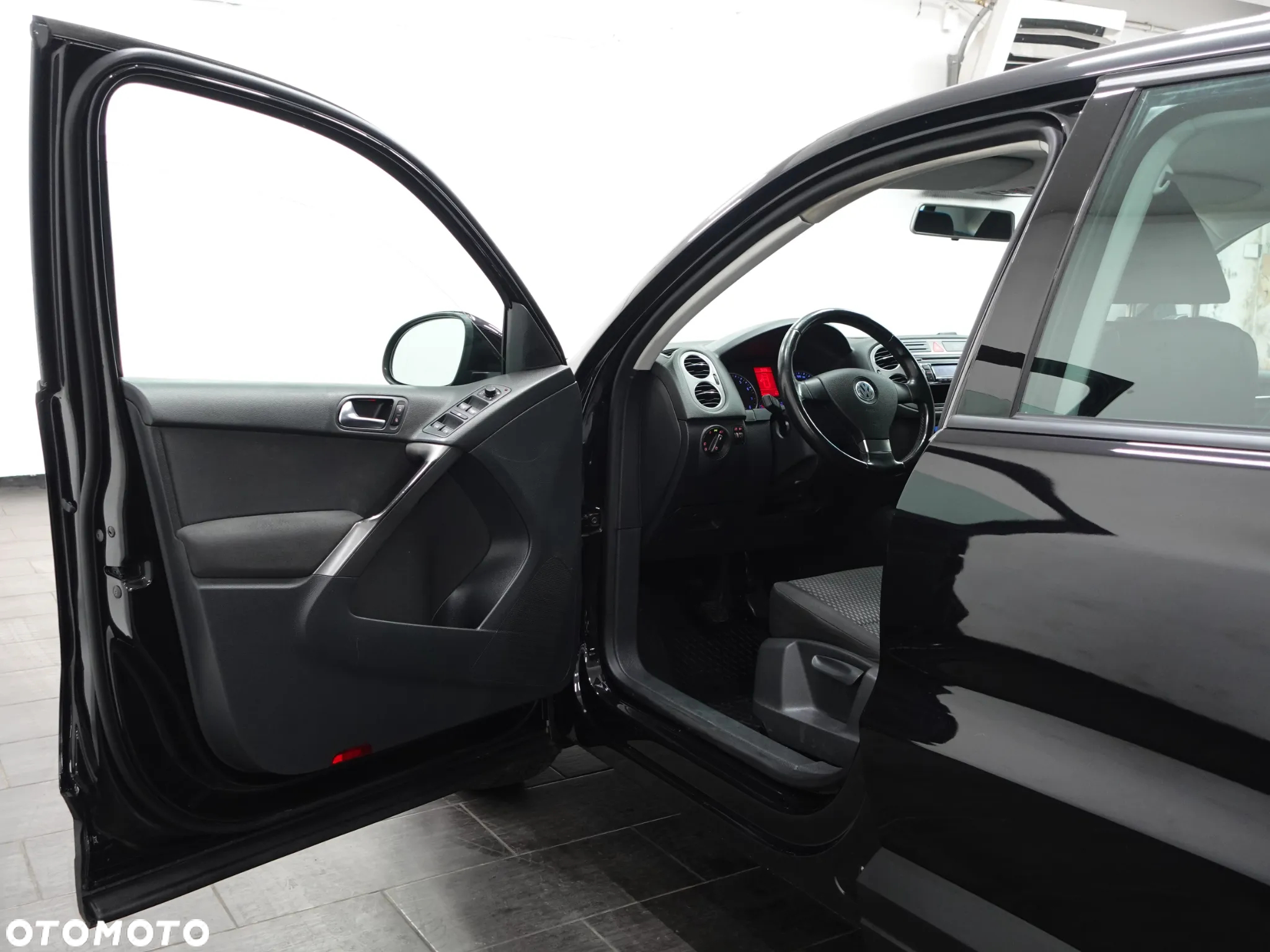 Volkswagen Tiguan 1.4 TSI 4Motion Trend & Fun - 19