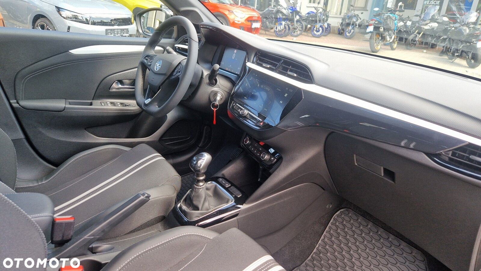 Opel Corsa 1.2 GS S&S - 18