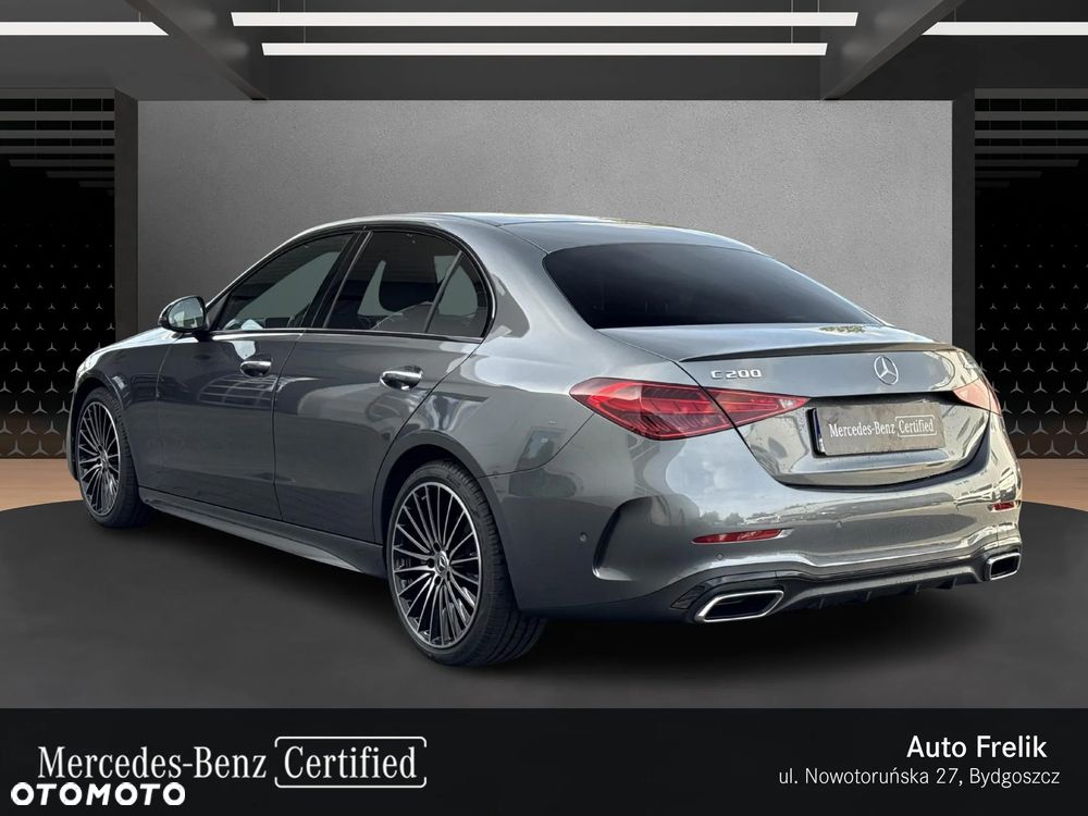 Mercedes-Benz Klasa C 200 4Matic 9G-TRONIC AMG Line - 3