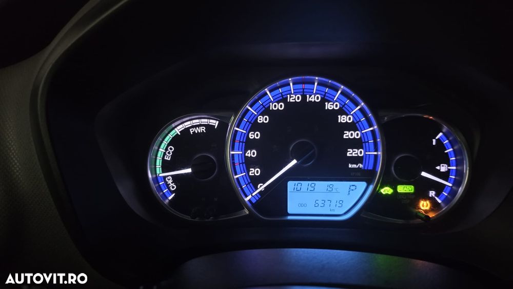 Toyota Yaris 1.5 VVT-i HSD Luna - 8