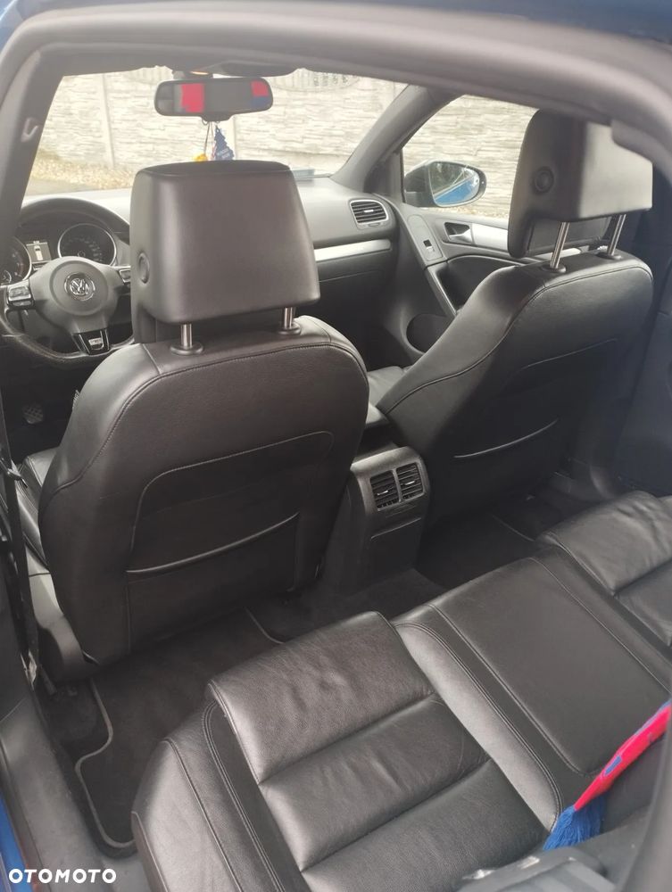 Volkswagen Golf - 17