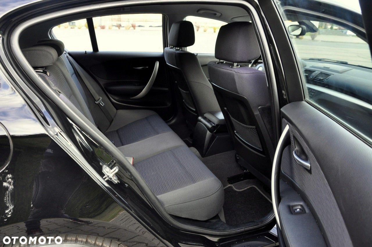 BMW Seria 1 - 19