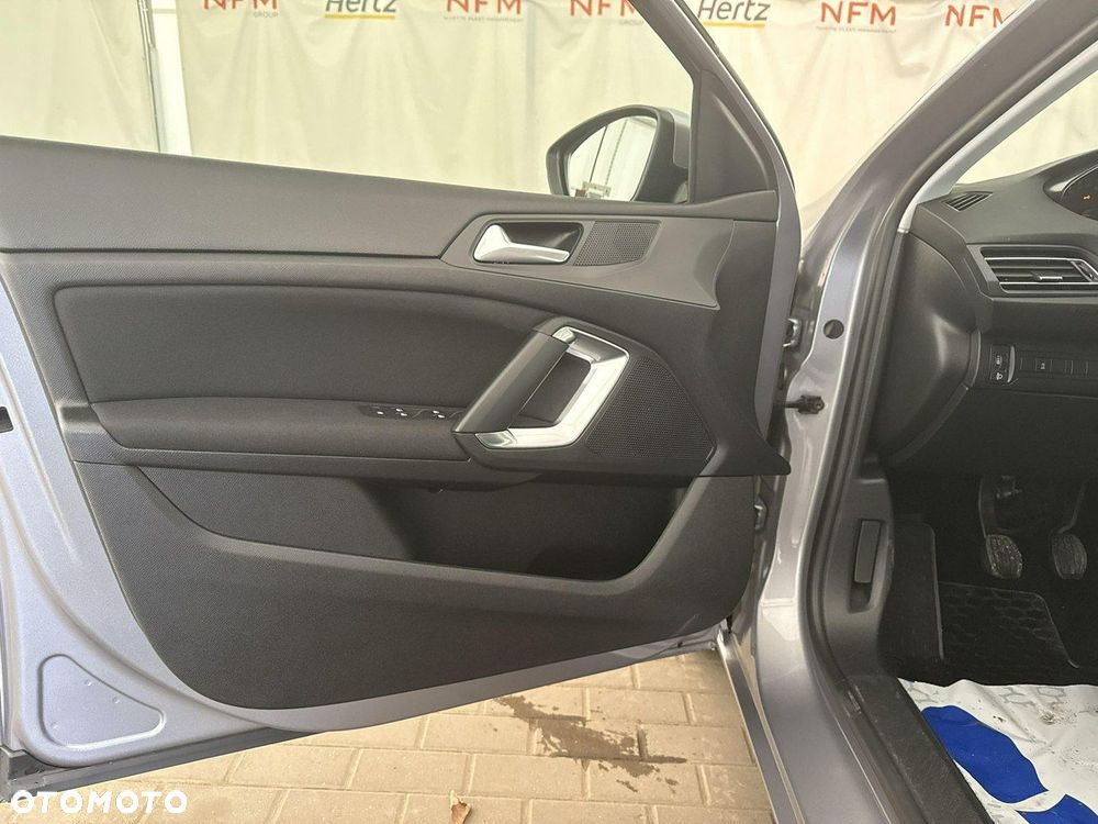 Peugeot 308 - 11