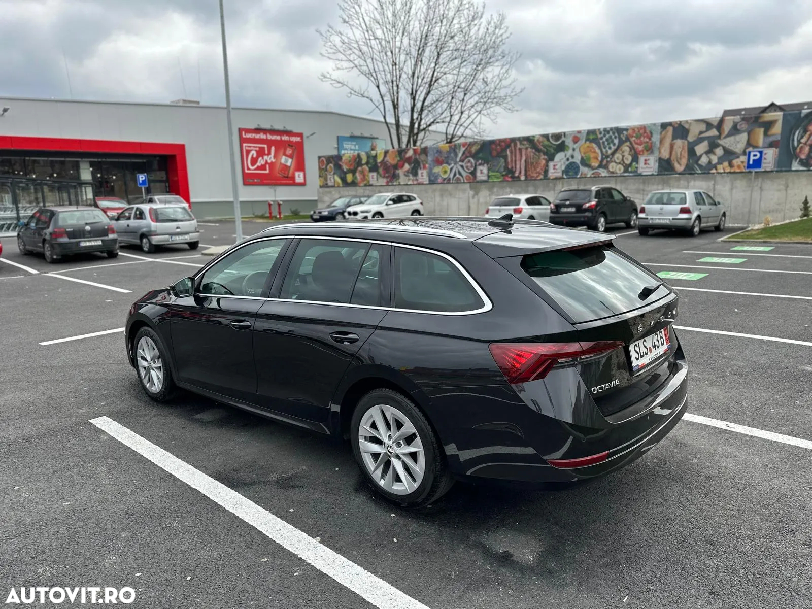 Skoda Octavia 2.0 TDI DSG First Edition - 10