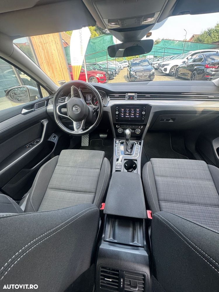 Volkswagen Passat - 5
