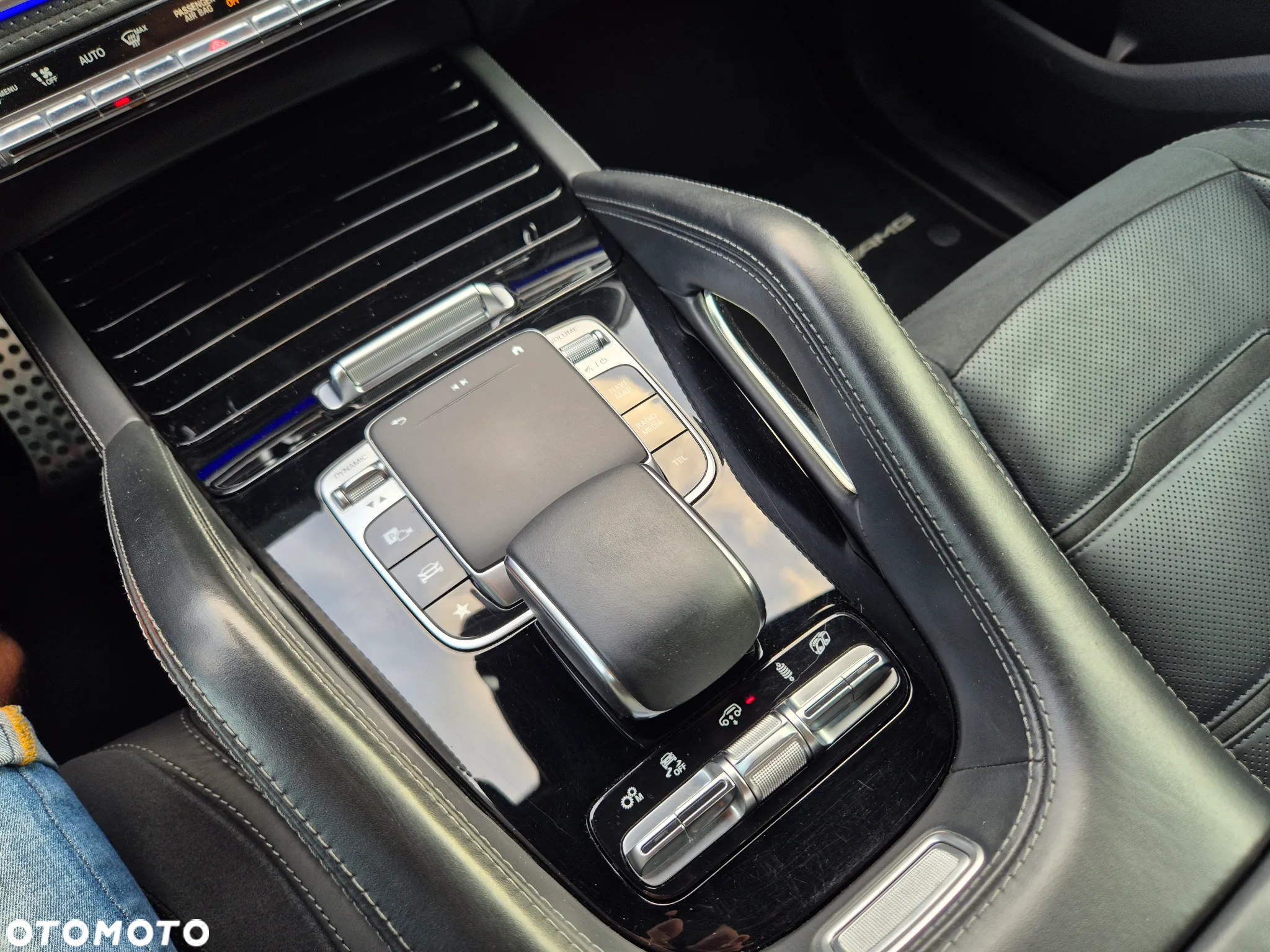 Mercedes-Benz GLE AMG Coupe 53 4-Matic Premium Plus - 26