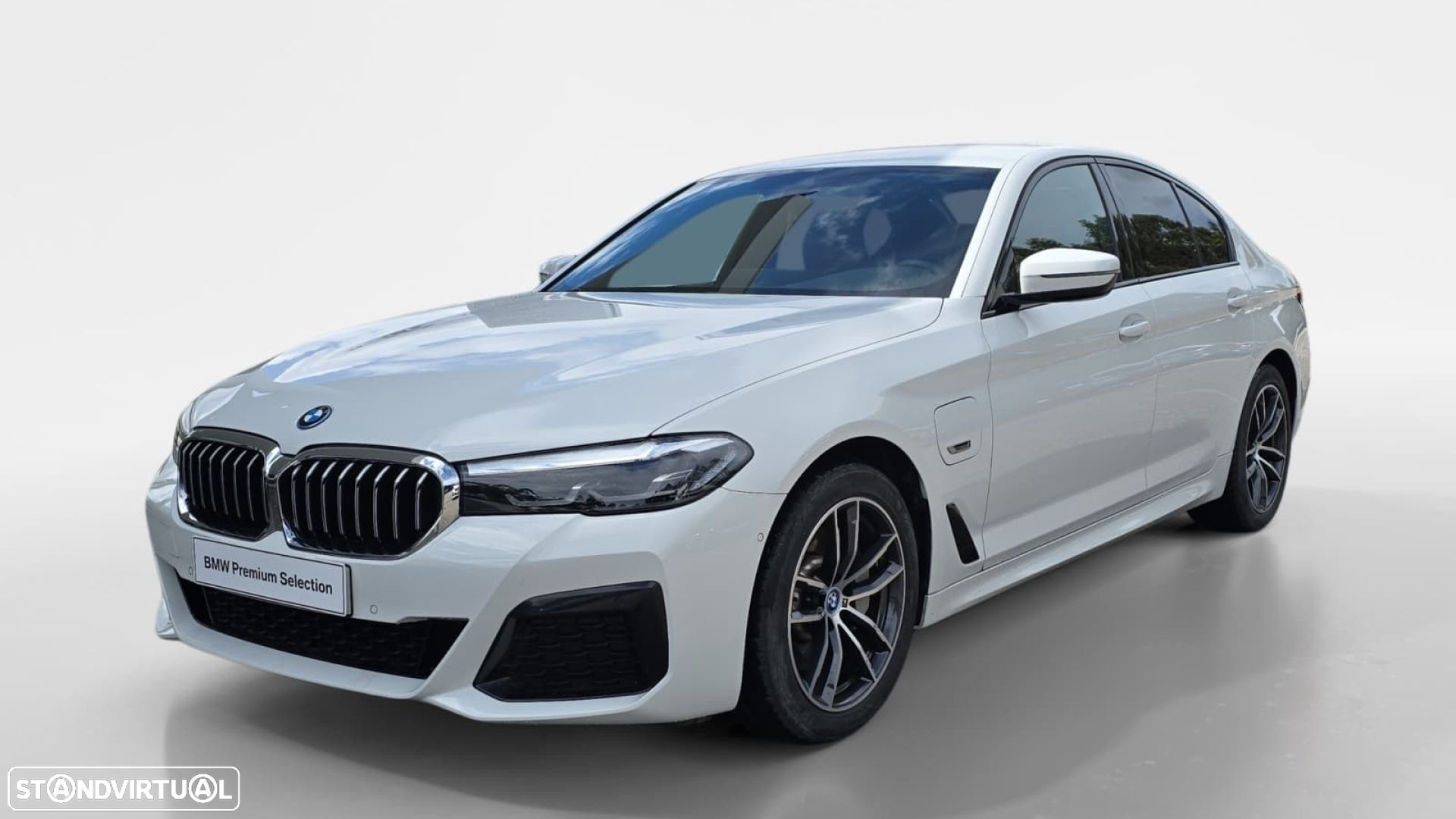 BMW 530 e Pack M - 1
