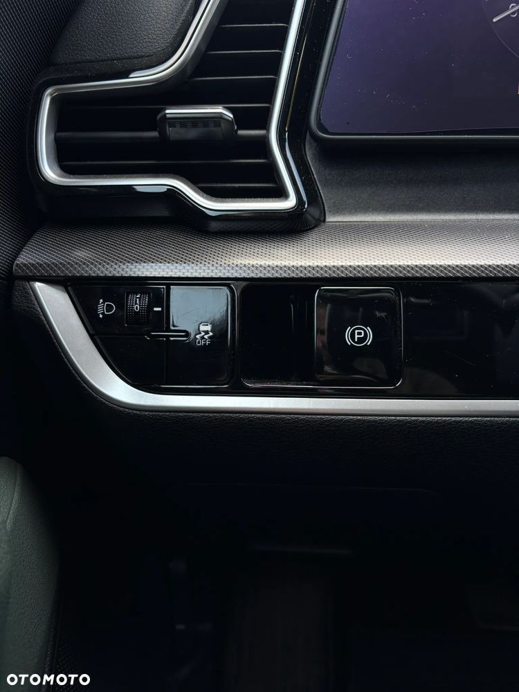 Kia Sportage 1.6 T-GDI Anniversary 2WD DCT - 24