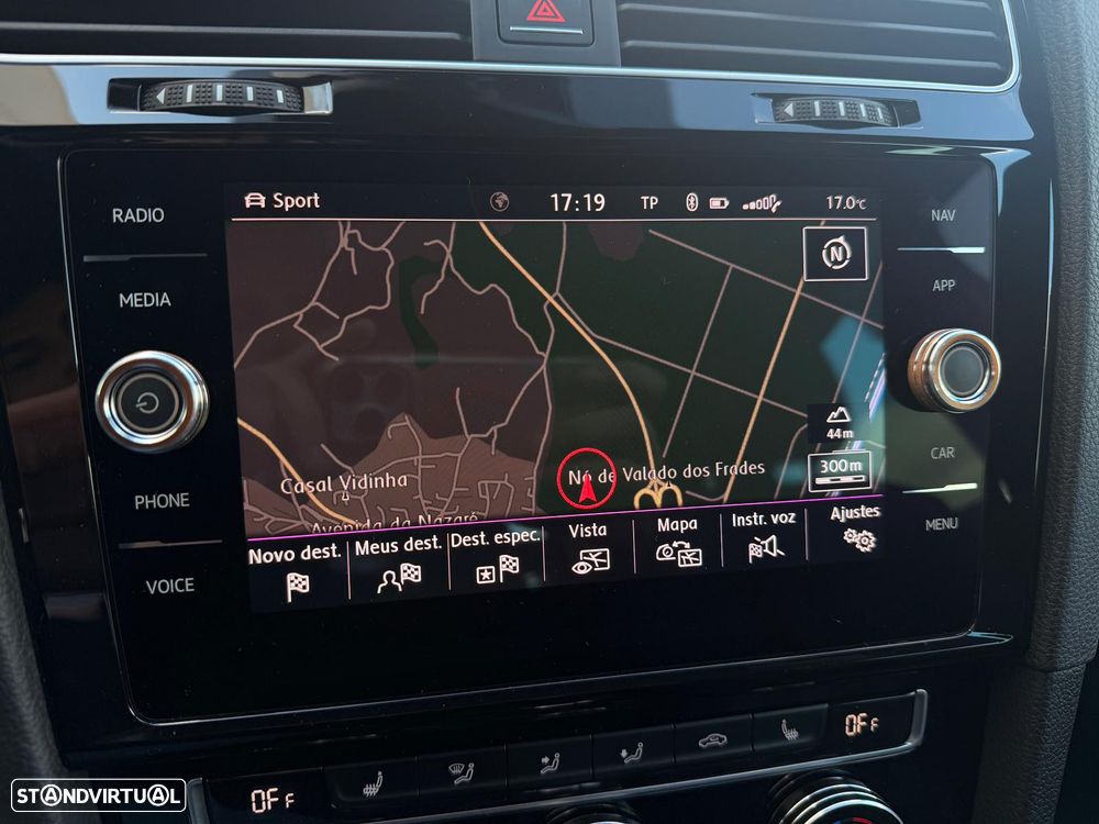 VW Golf GTI Performance BlueMotion DSG - 16