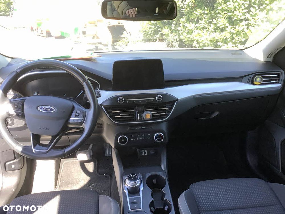 Ford Focus 1.5 EcoBlue Start-Stopp-System TITANIUM - 6
