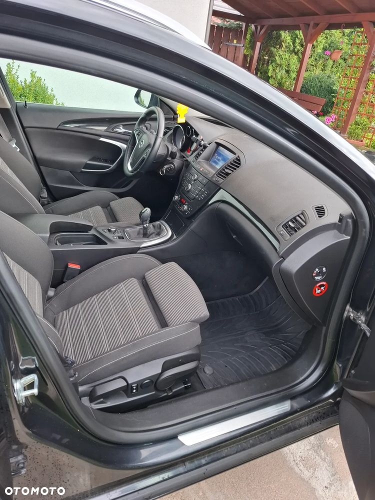 Opel Insignia - 8