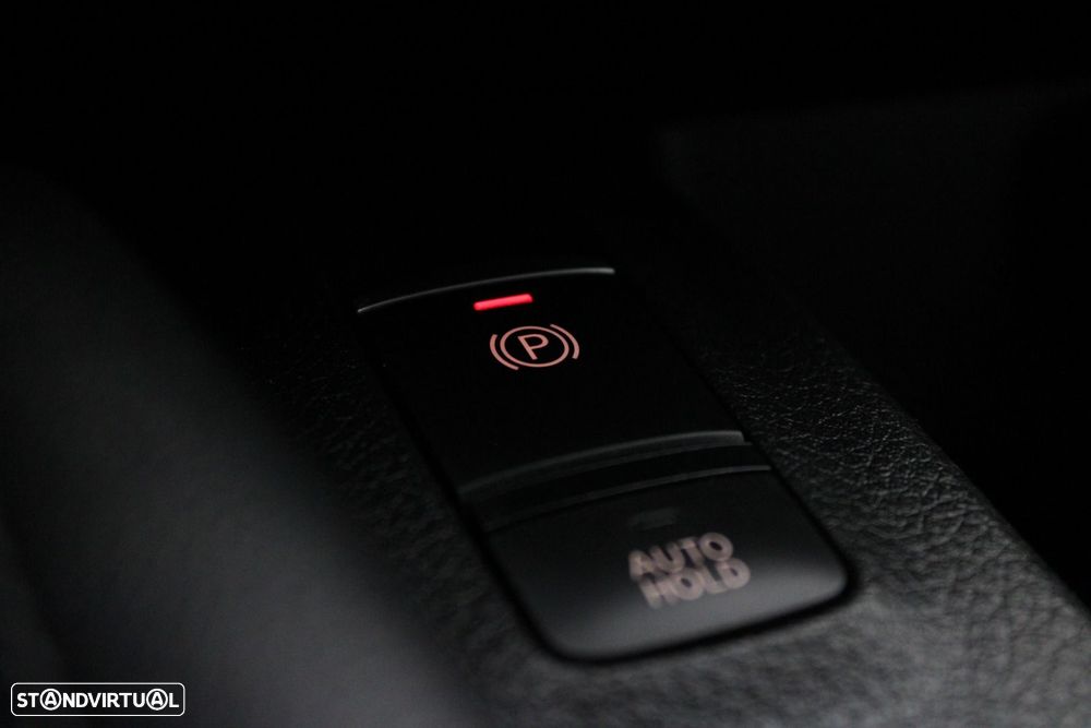 Nissan Qashqai 1.5 dCi N-Connecta - 19