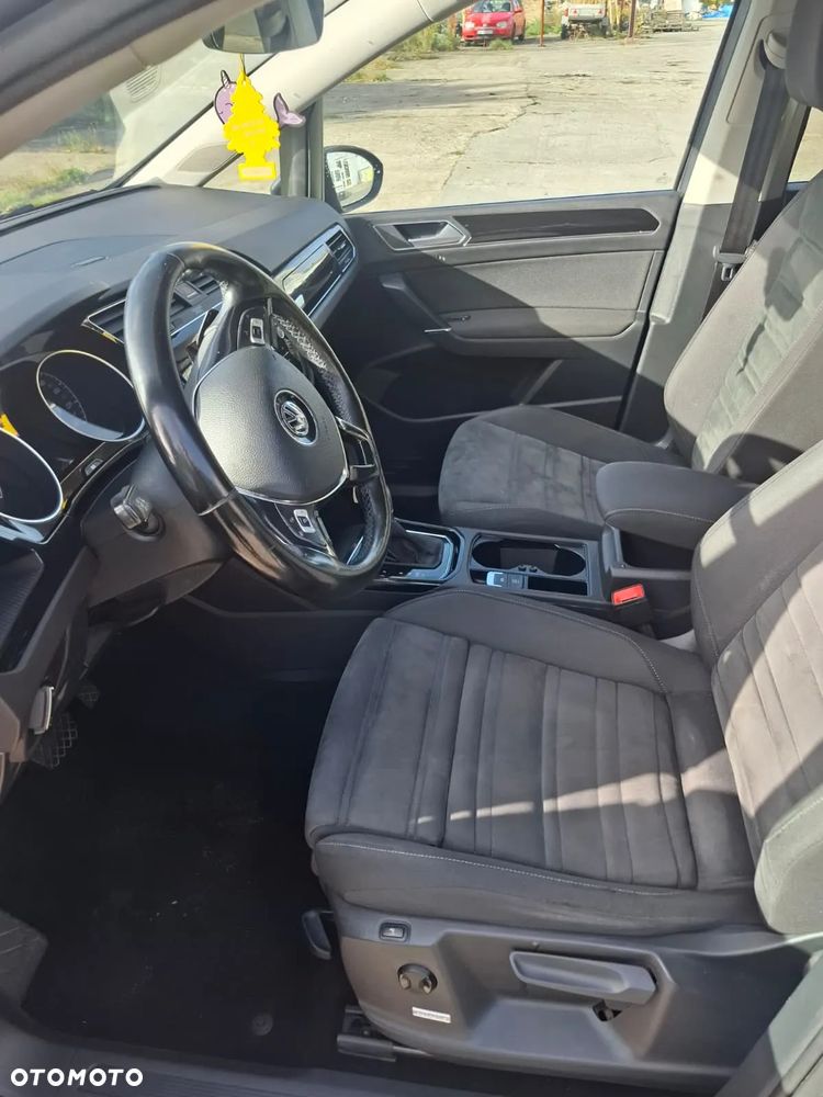 Volkswagen Touran 2.0 TDI BMT Highline DSG - 15
