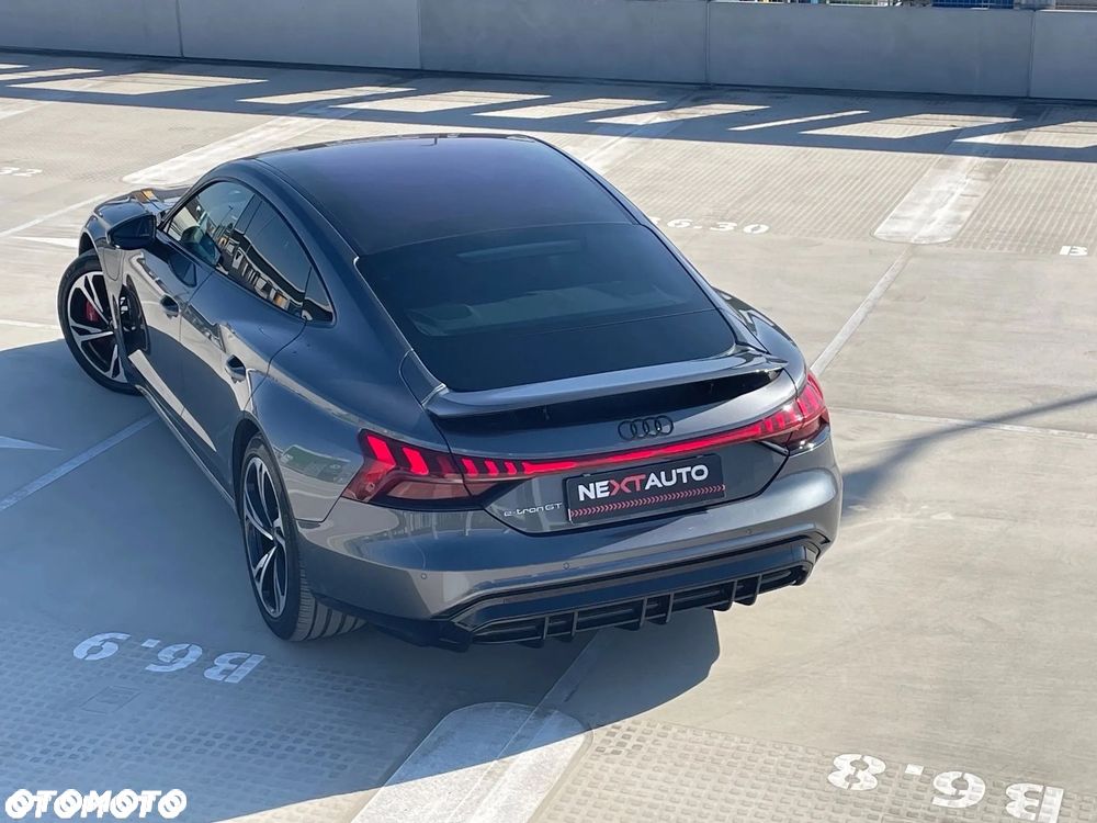 Audi e-tron GT 60 93kWh Quattro - 13
