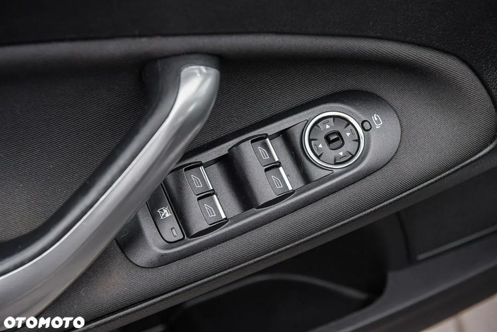 Ford Mondeo - 24