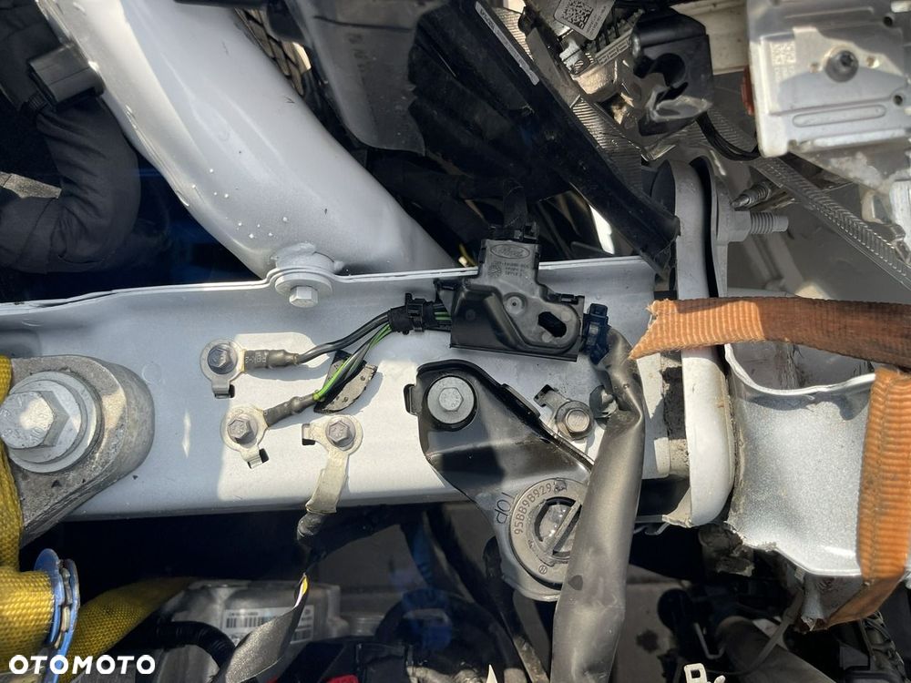 Ford Focus 1.0 EcoBoost Hybrid ST-LINE STYLE - 17