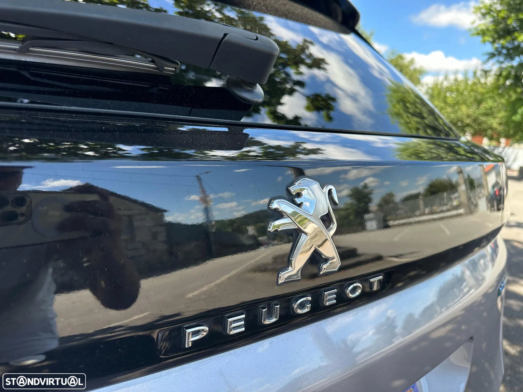 Peugeot 3008 1.6 Hybrid GT Pack e-EAT8 - 17