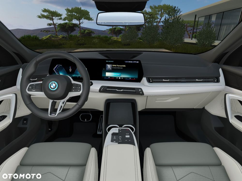 BMW iX2 eDrive20 66.5kWh - 12