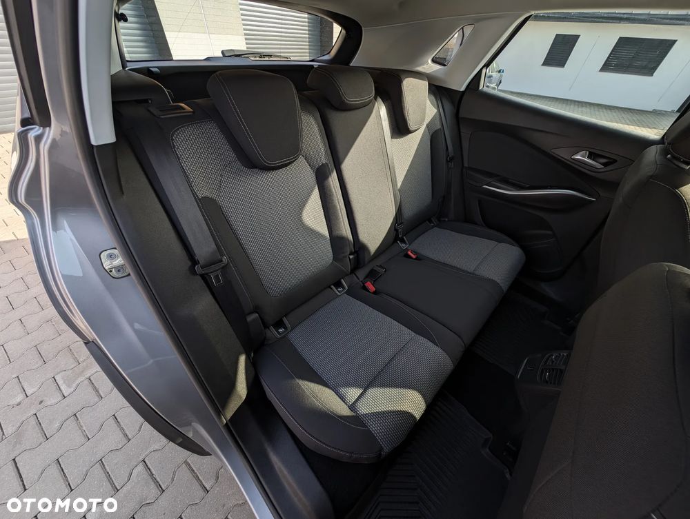 Opel Grandland X 1.2 Start/Stop Dynamic - 32