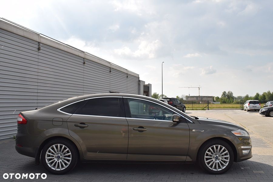 Ford Mondeo 2.0 TDCi Platinium X Plus (Titanium) - 20