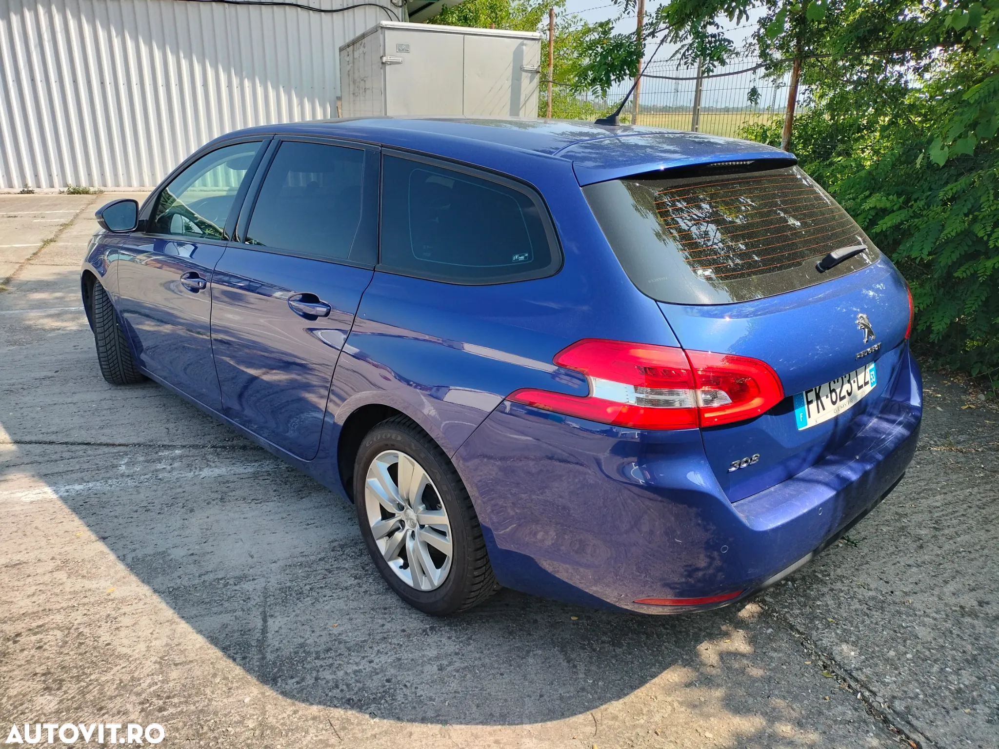 Peugeot 308 SW BlueHDi 100 Stop & Start Active Pack - 4
