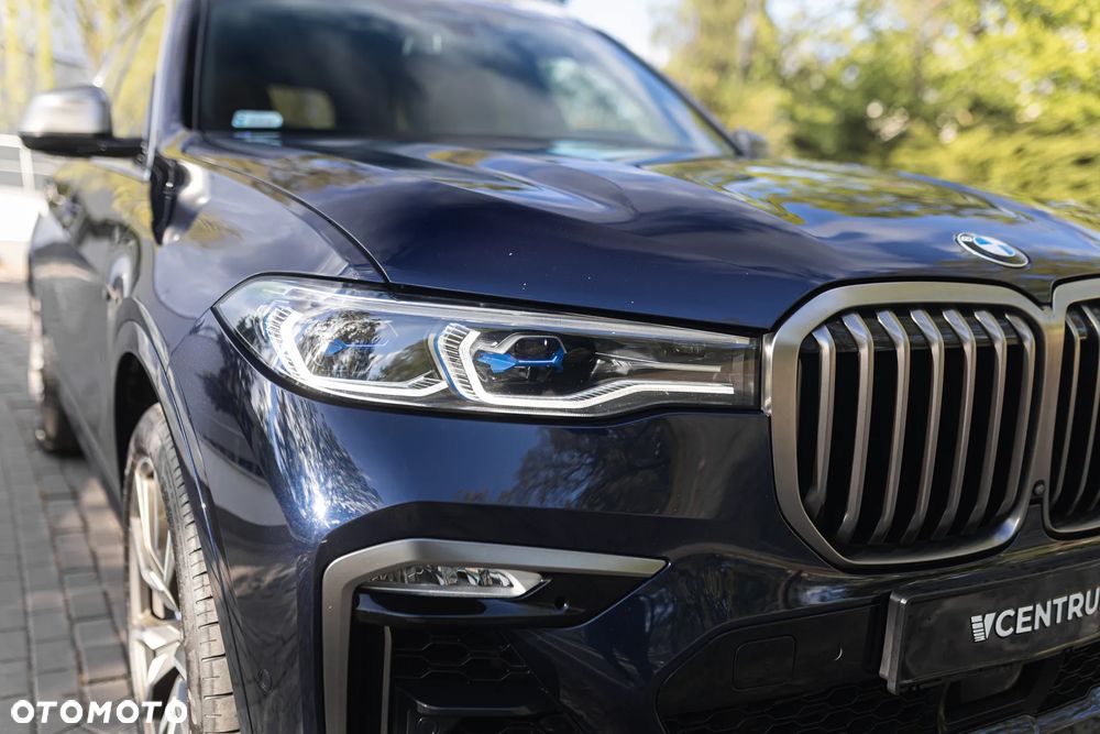 BMW X7 M50i sport - 8